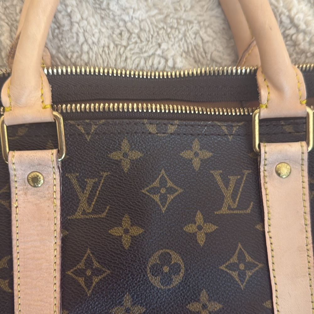 Authentic Louis Vuitton Keepall 50 - Picture 10 of 11